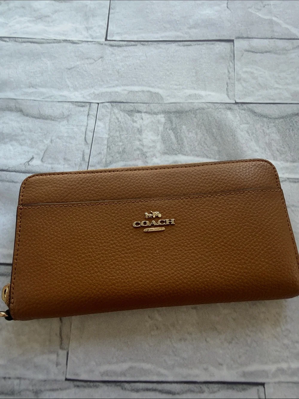 COACH pebble leather accordion zip wallet - Picture 4 of 11